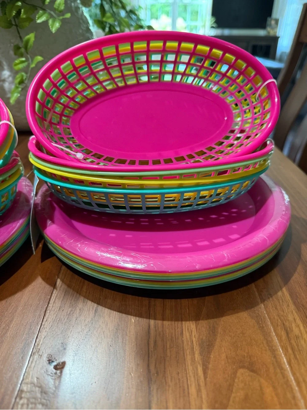 Bright Colorful Plastic Serving Baskets & Plates Party Pack  12 each  NWT